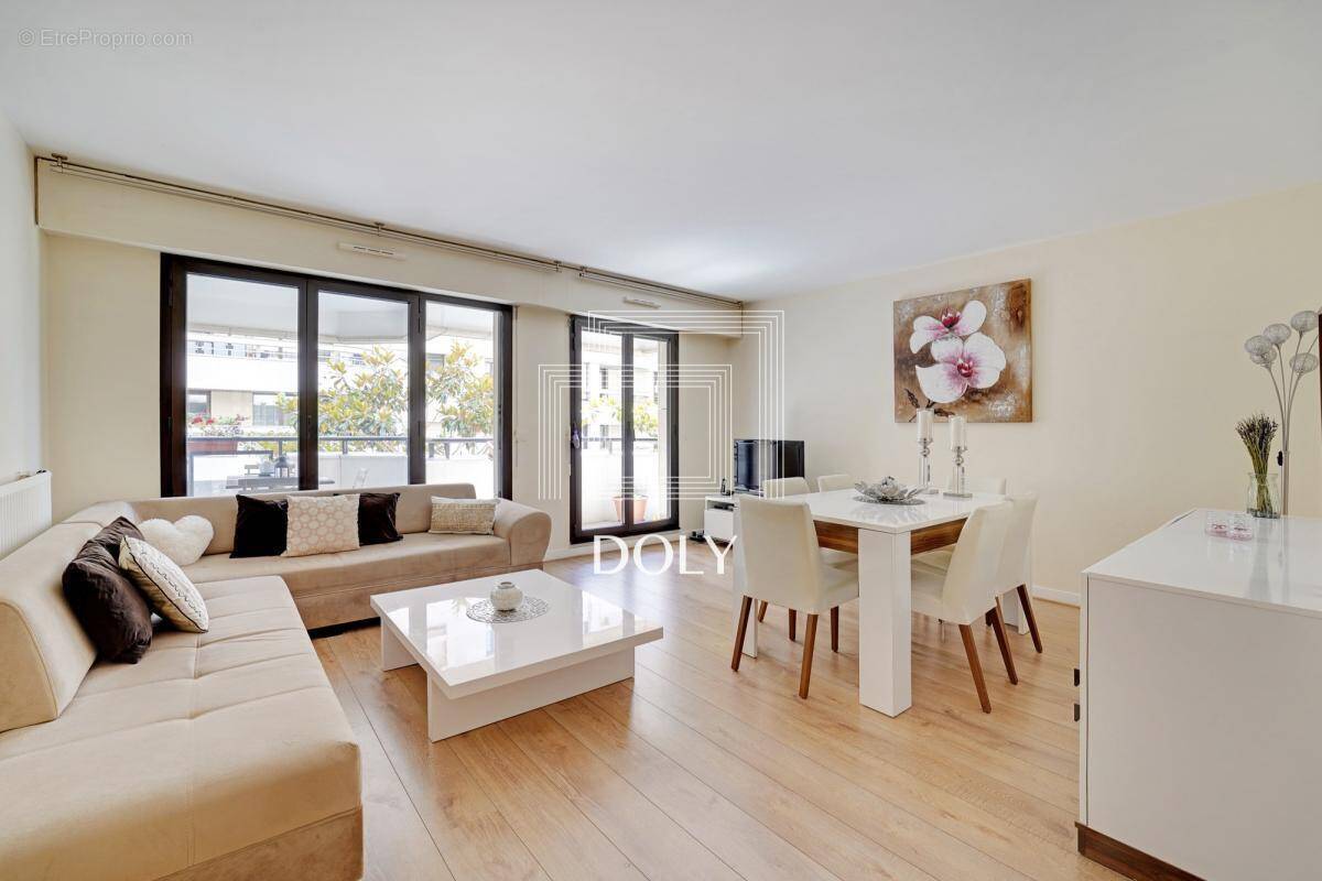 Appartement à LEVALLOIS-PERRET