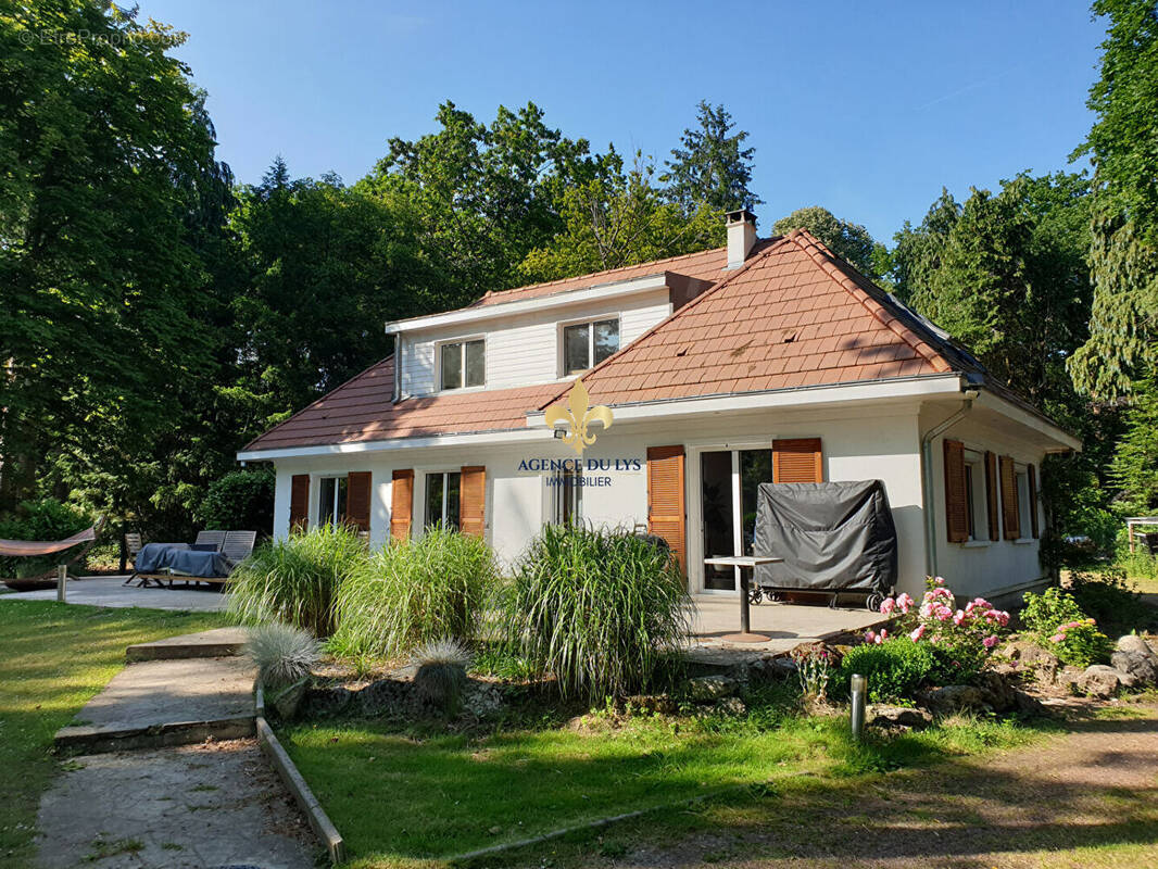 Maison à LAMORLAYE