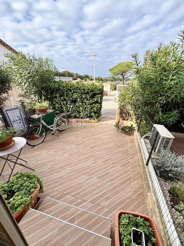 Appartement à SIX-FOURS-LES-PLAGES