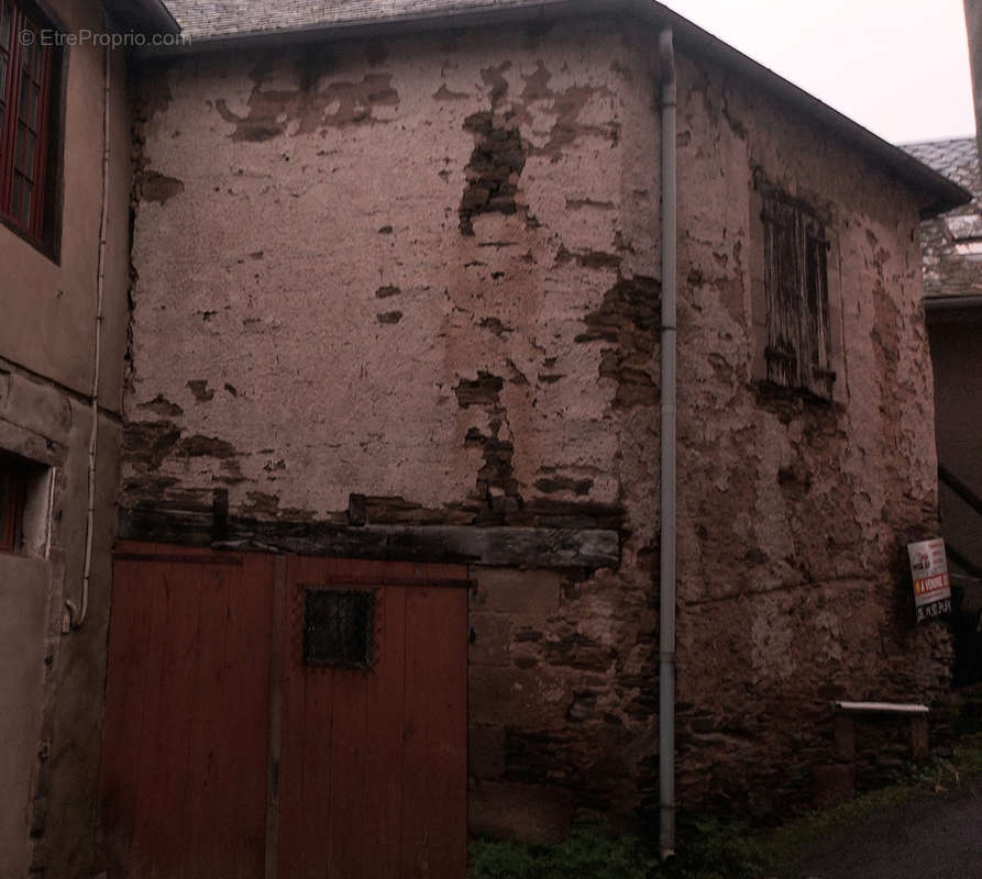 Maison à ALLASSAC