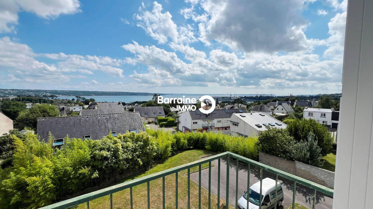 Appartement à LE RELECQ-KERHUON