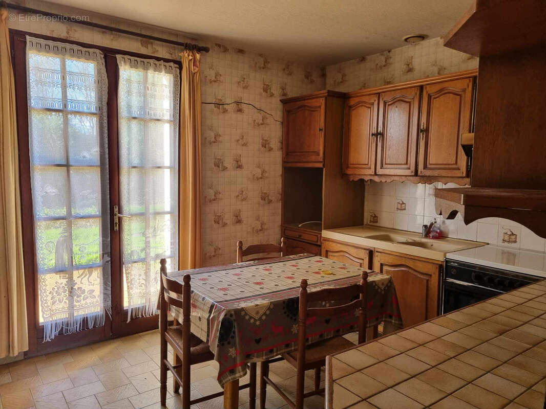 Maison à SAINT-CALAIS