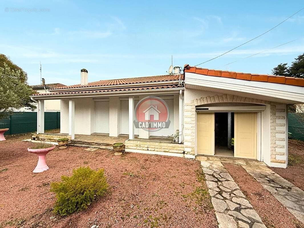 Maison à GARDONNE