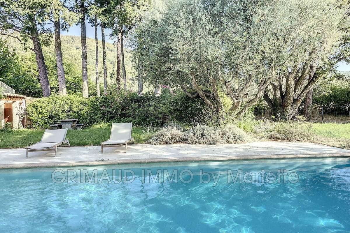 Maison à LA GARDE-FREINET