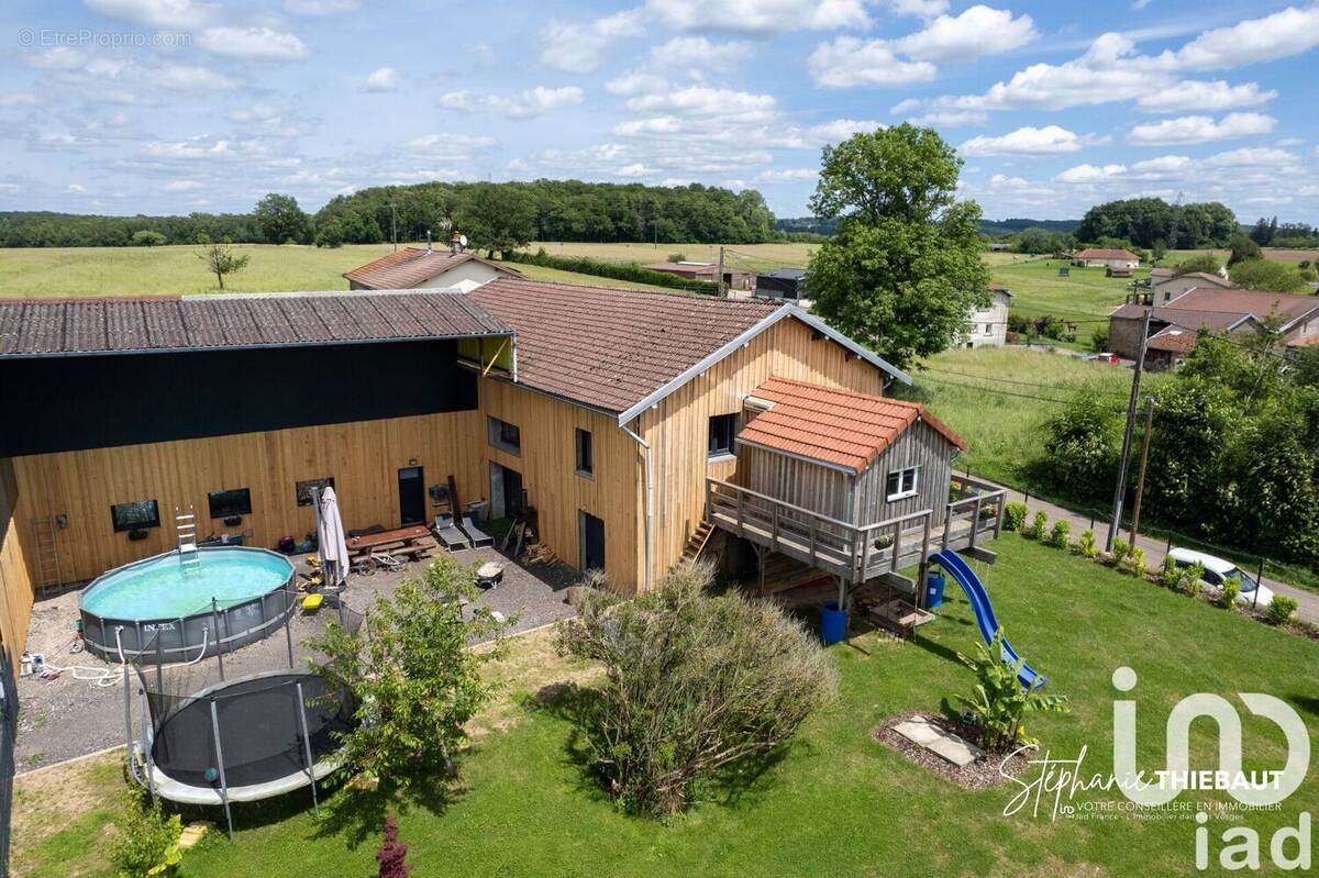 Photo 1 - Maison à DOMMARTIN-AUX-BOIS