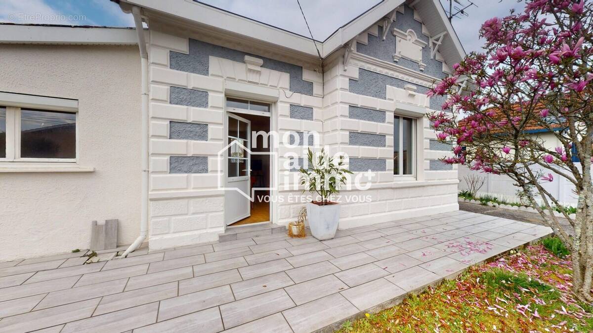 Maison à CENON