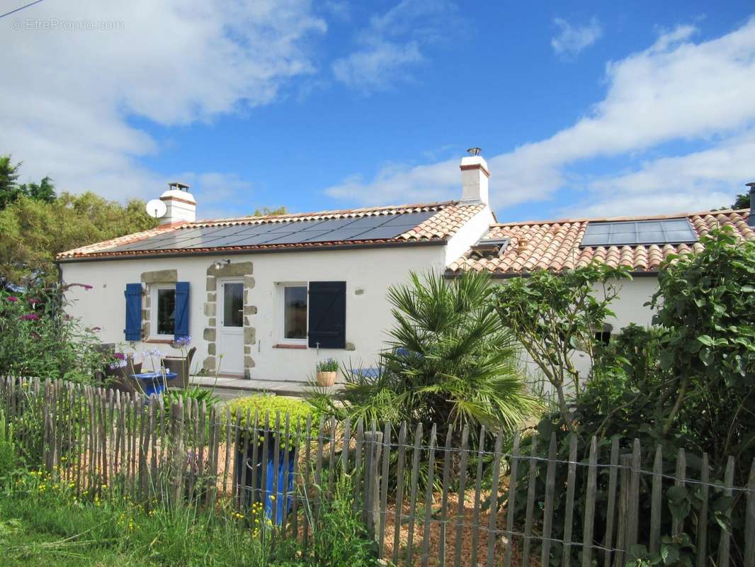 Maison à BOUIN