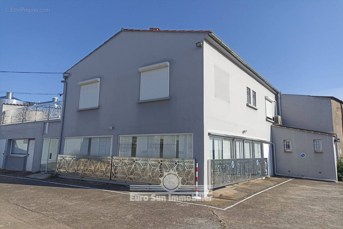 Maison à NISSAN-LEZ-ENSERUNE
