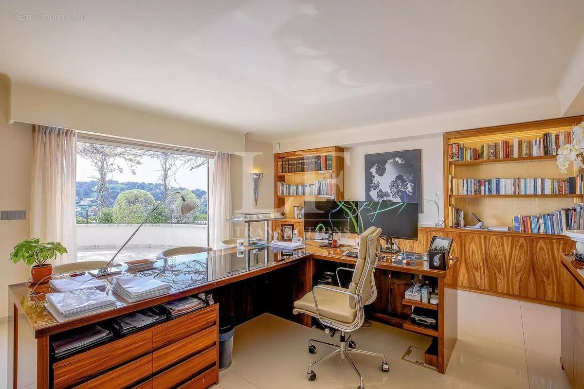 Maison à MOUGINS