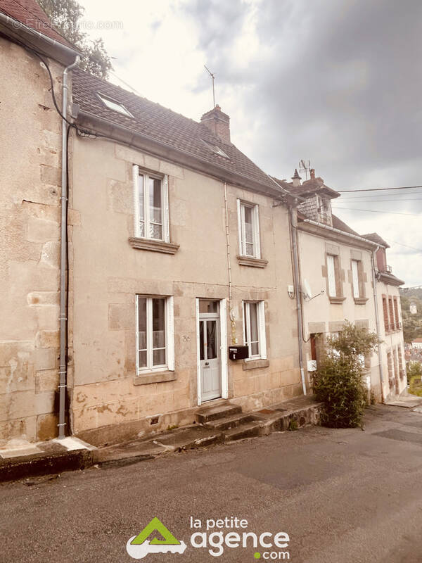 Maison à AUBUSSON