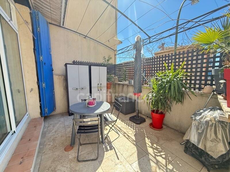 Maison à LA TOUR-D&#039;AIGUES