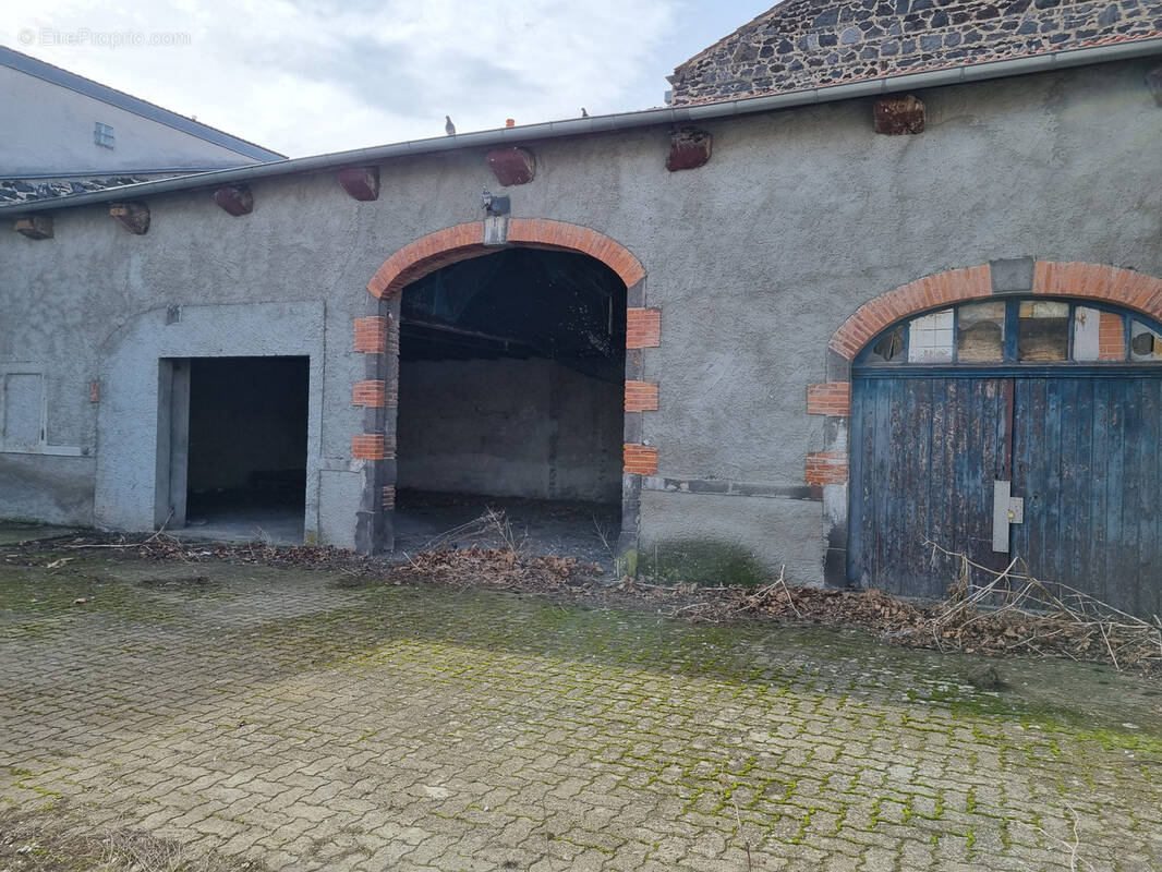 Appartement à AUBIERE