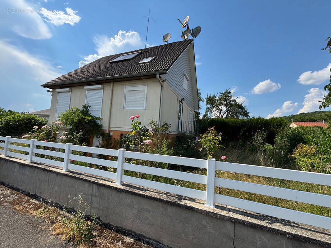 Maison à BAYON