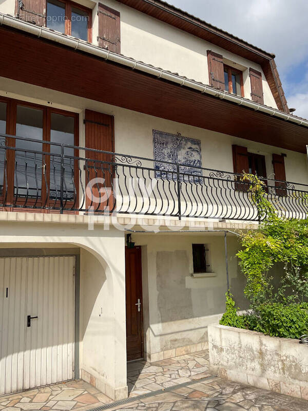 Maison à LE BLANC-MESNIL