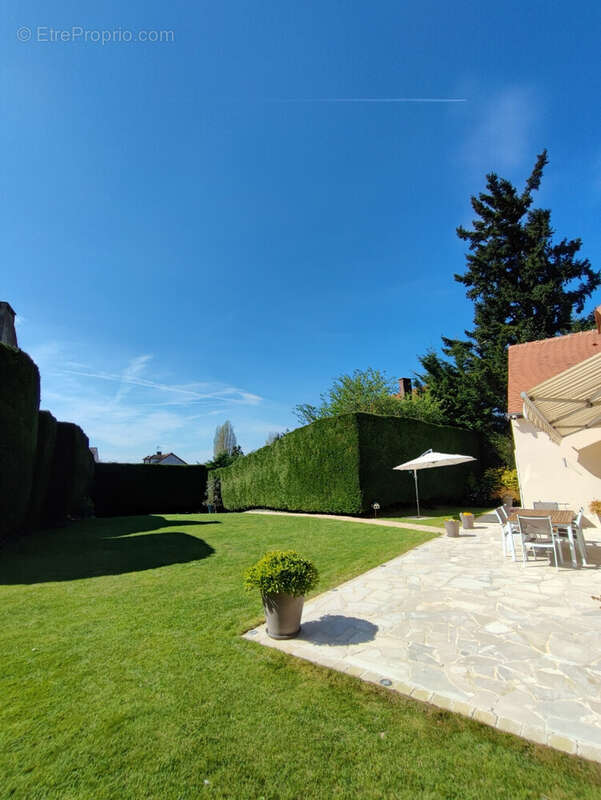 Maison à TAVERNY