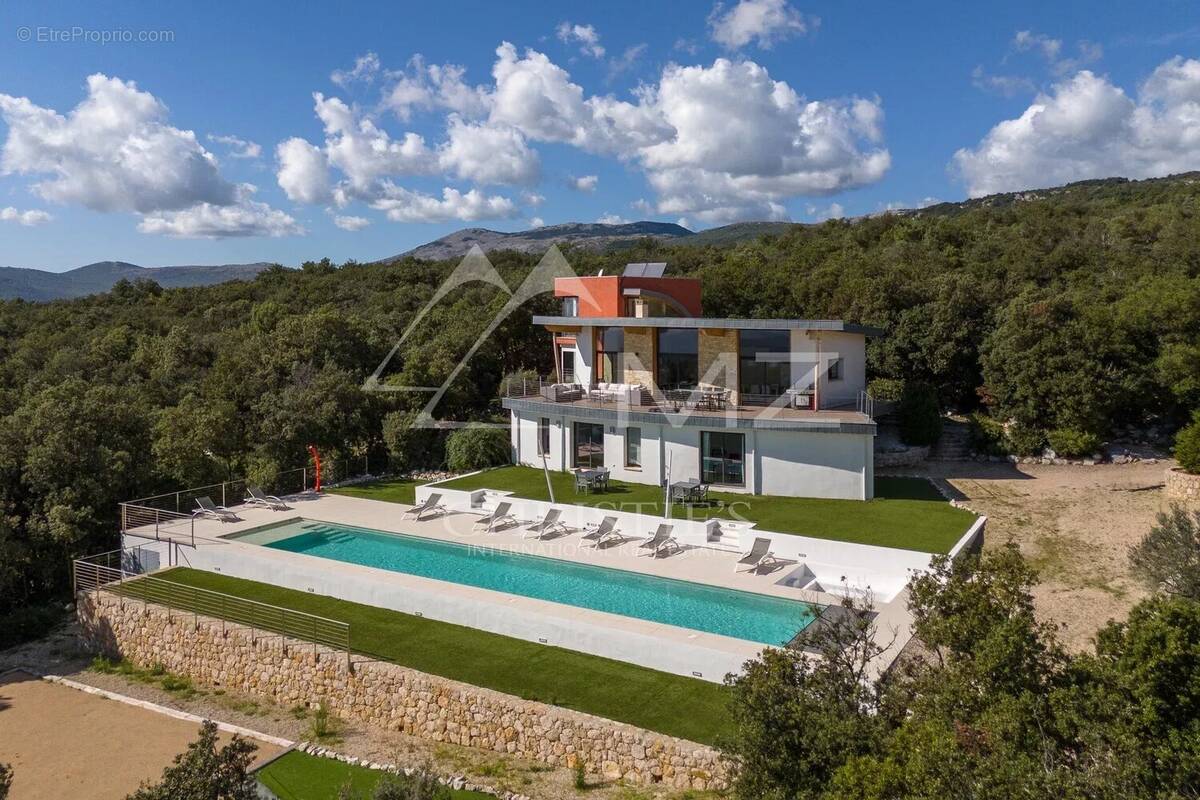 Maison à FAYENCE