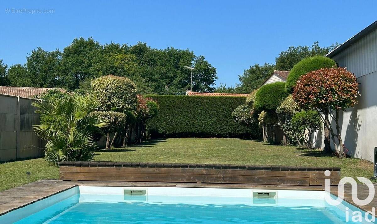 Photo 1 - Maison à MARTIGNAS-SUR-JALLE