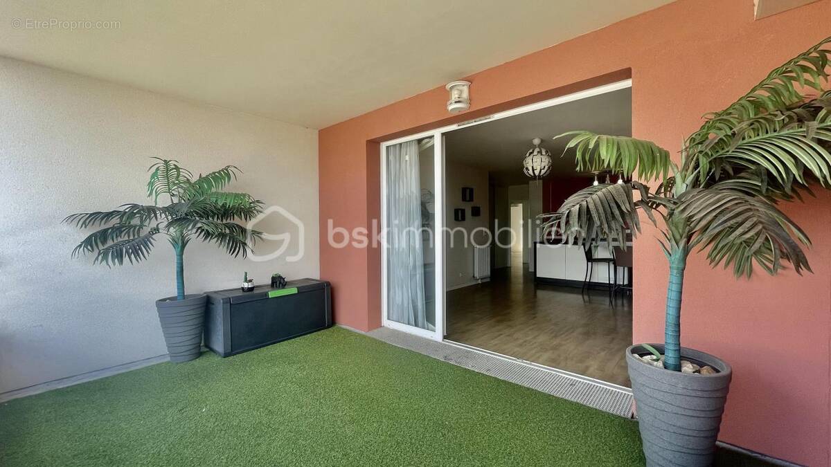 Appartement à FLEURY-MEROGIS