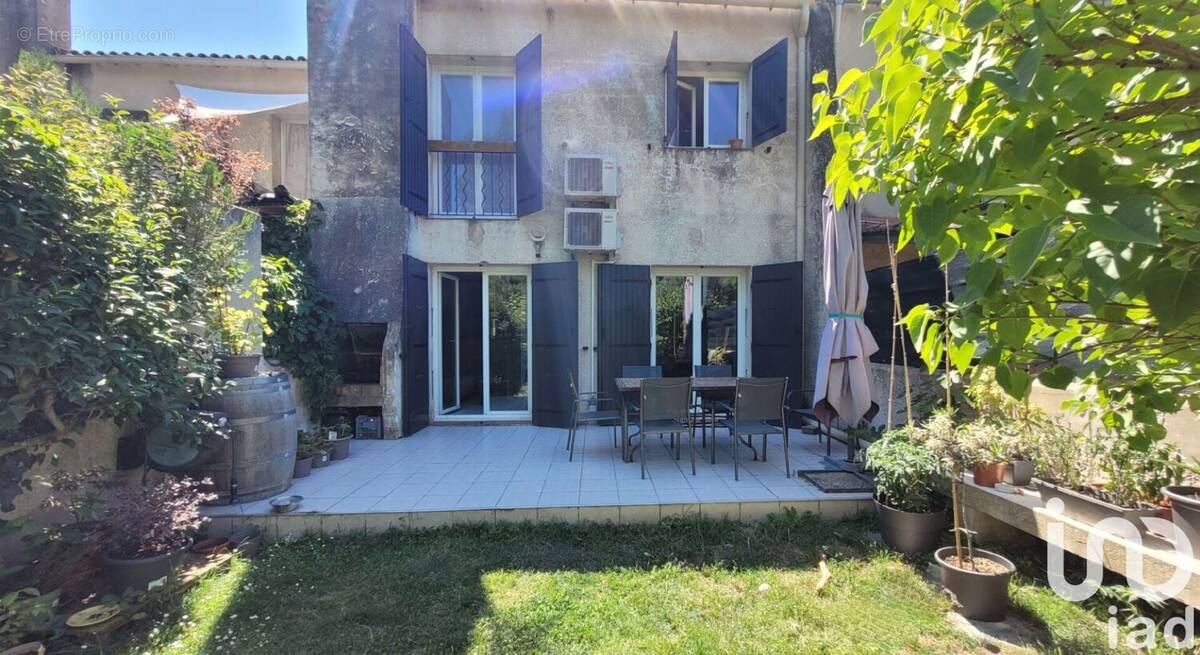 Photo 1 - Maison à L&#039;ISLE-SUR-LA-SORGUE