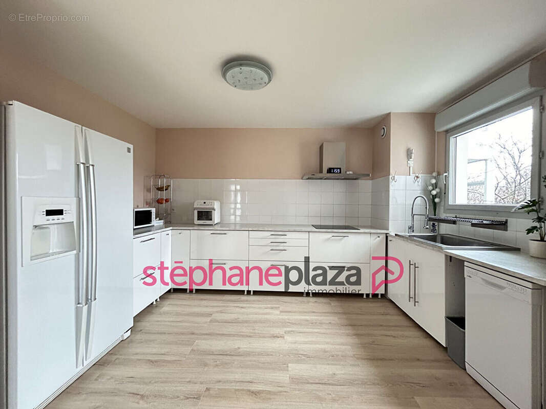 Appartement à VAULX-EN-VELIN