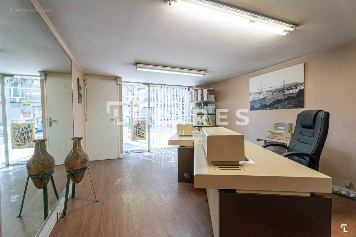 Commerce à MARSEILLE-7E