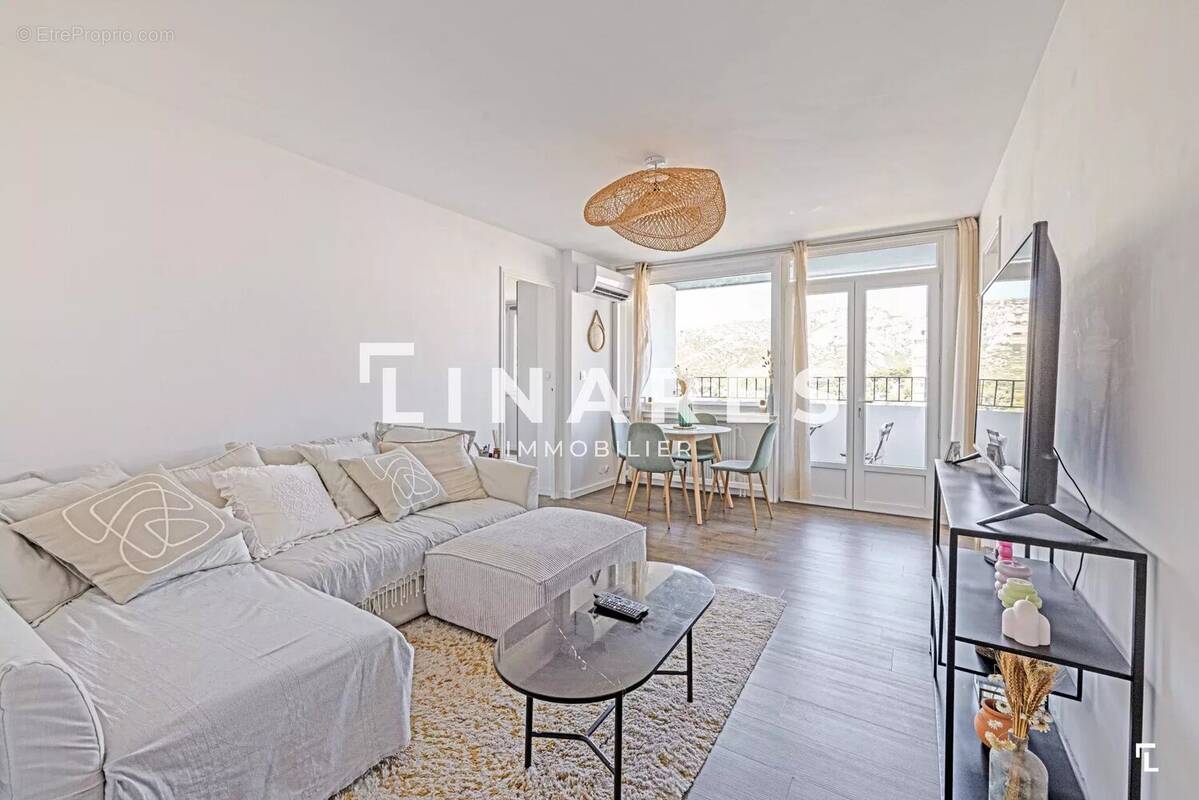 Appartement à MARSEILLE-9E