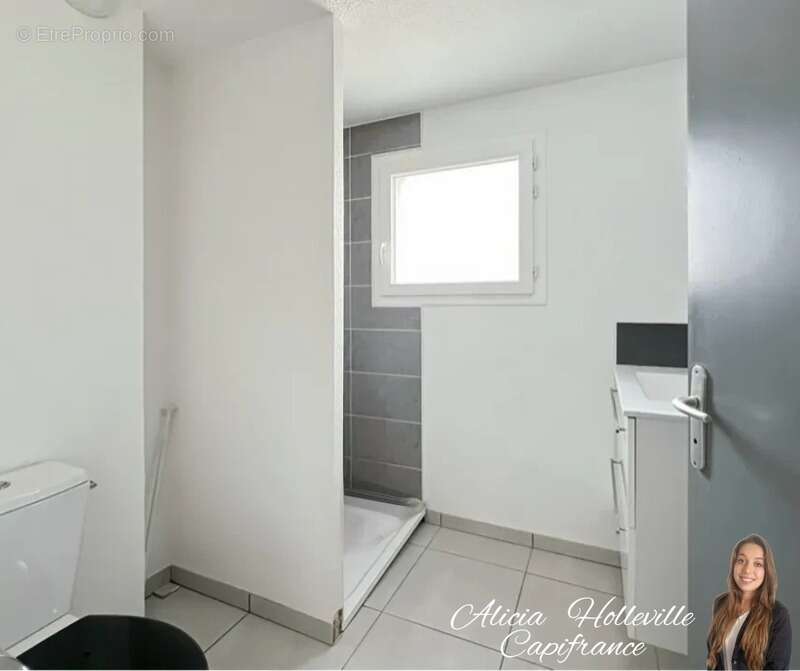 Appartement à SAUVIAN