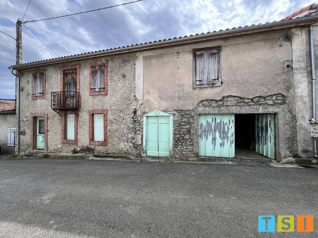 Maison à LABROQUERE