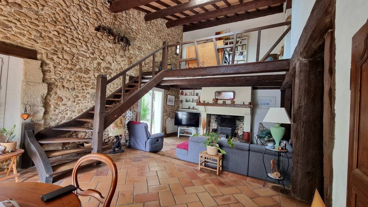 Maison à SERIGNAN