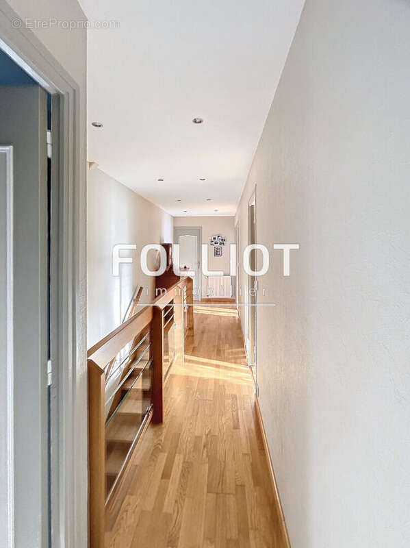 Maison à LOLIF