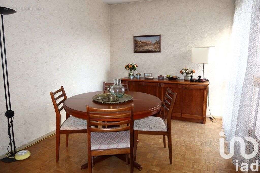 Photo 2 - Appartement à VIRY-CHATILLON