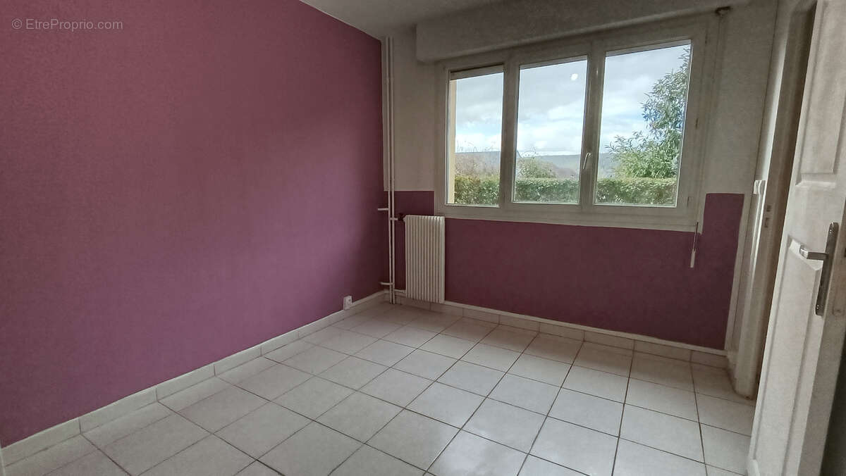 Appartement à PETIT-COURONNE
