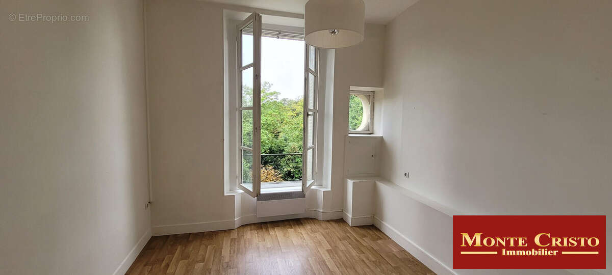 Appartement à VERSAILLES