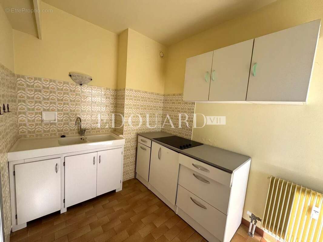 Appartement à ROQUEBRUNE-CAP-MARTIN
