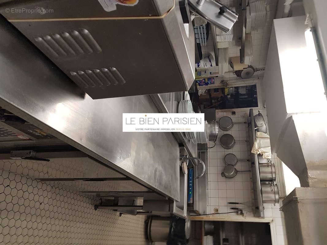 Autre à PARIS-15E