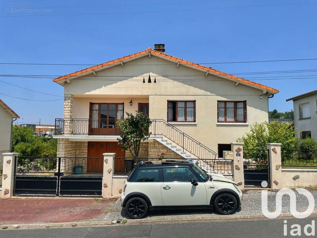 Photo 1 - Maison à LA ROCHEFOUCAULD