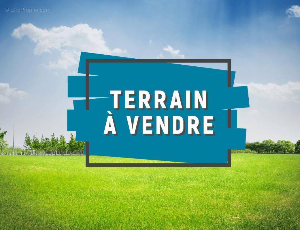 Terrain à AGNIERES-EN-DEVOLUY