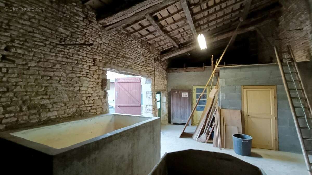 Maison à MARIGNY-BRIZAY