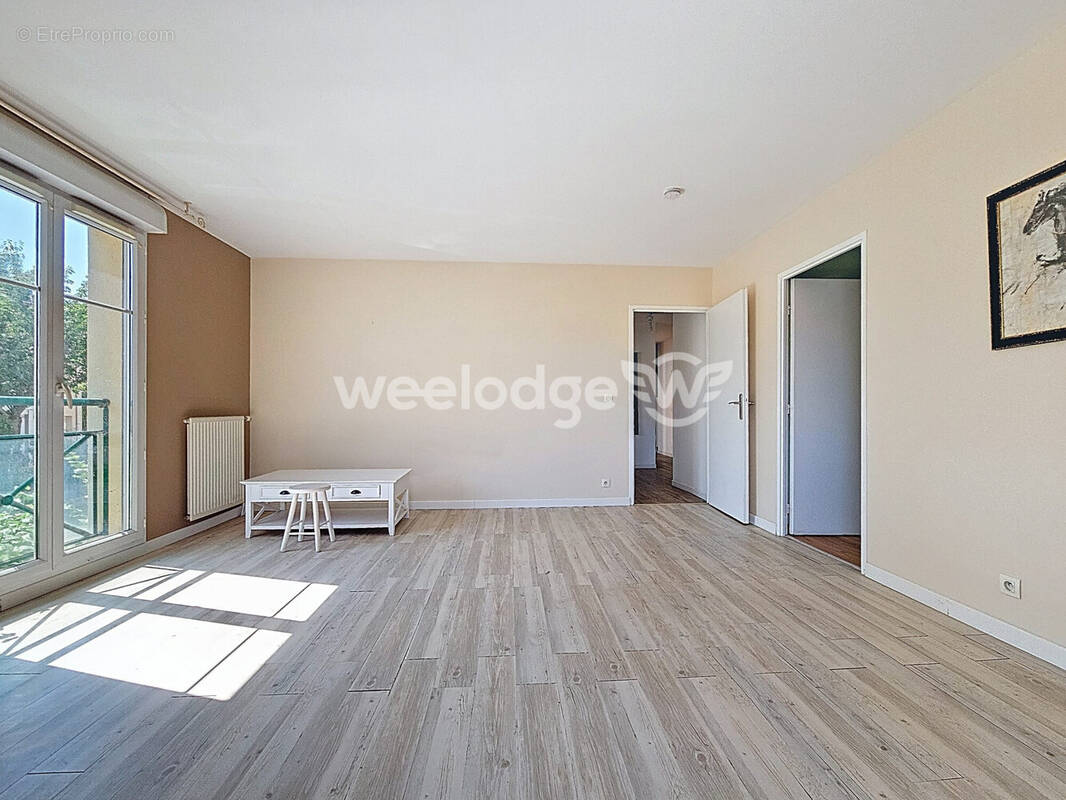 Appartement à ERAGNY