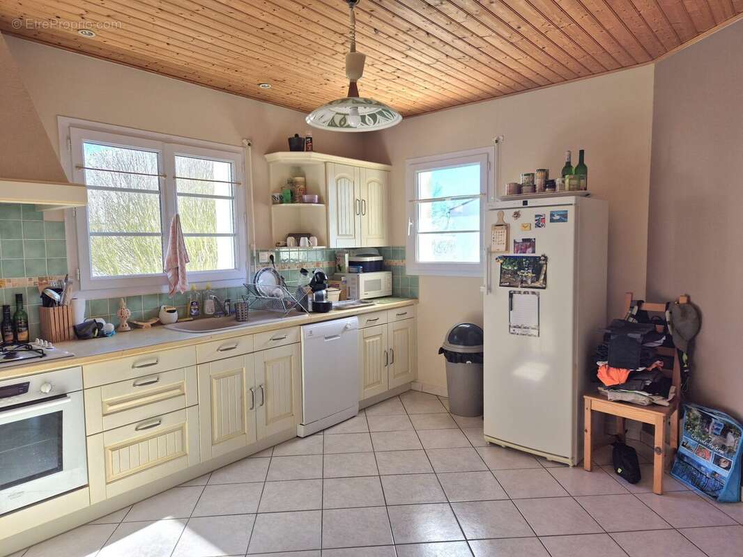 Maison à GROSBREUIL