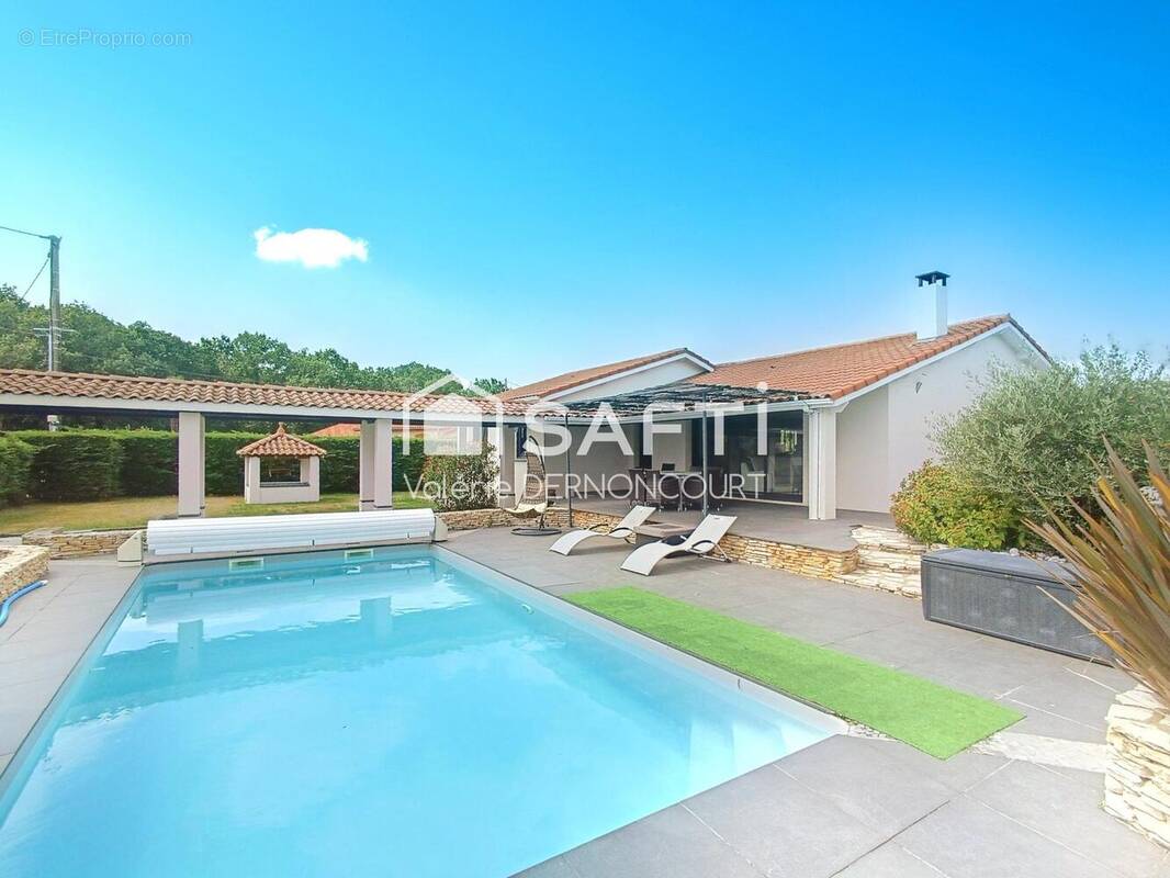 Photo 1 - Maison à SAINT-LYS