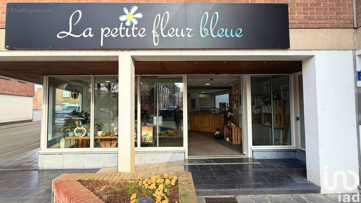 Photo 1 - Commerce à HAZEBROUCK