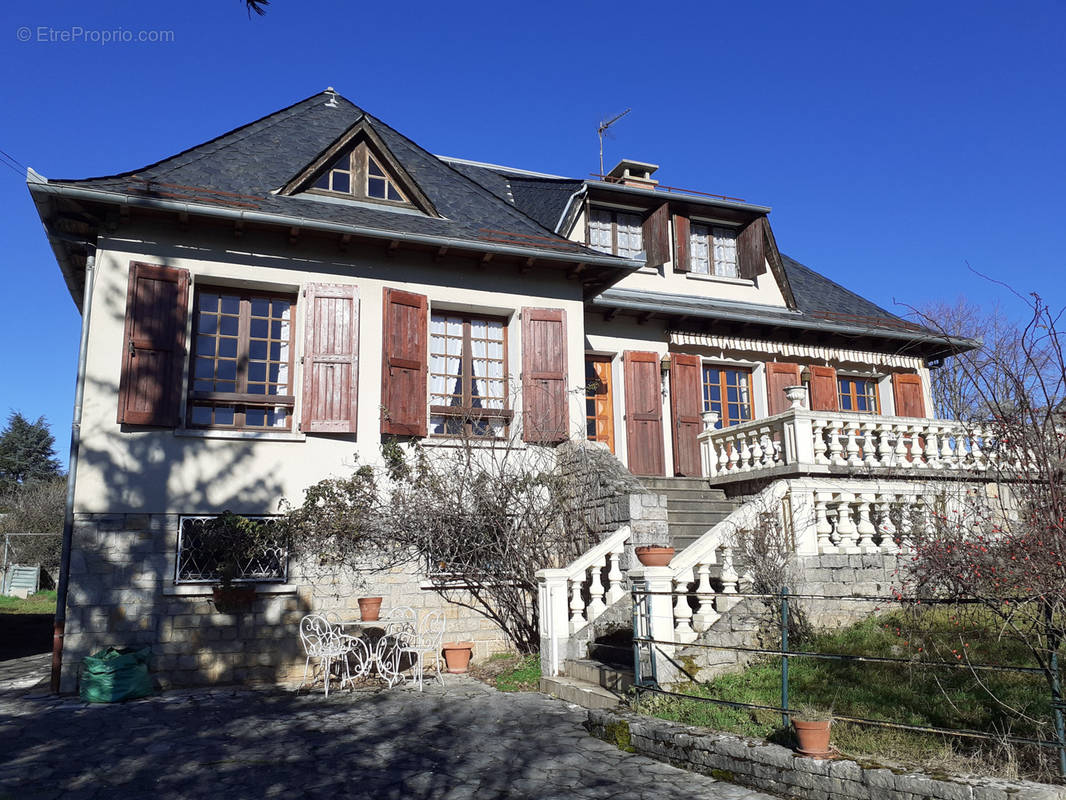 Maison à SEVERAC-LE-CHATEAU