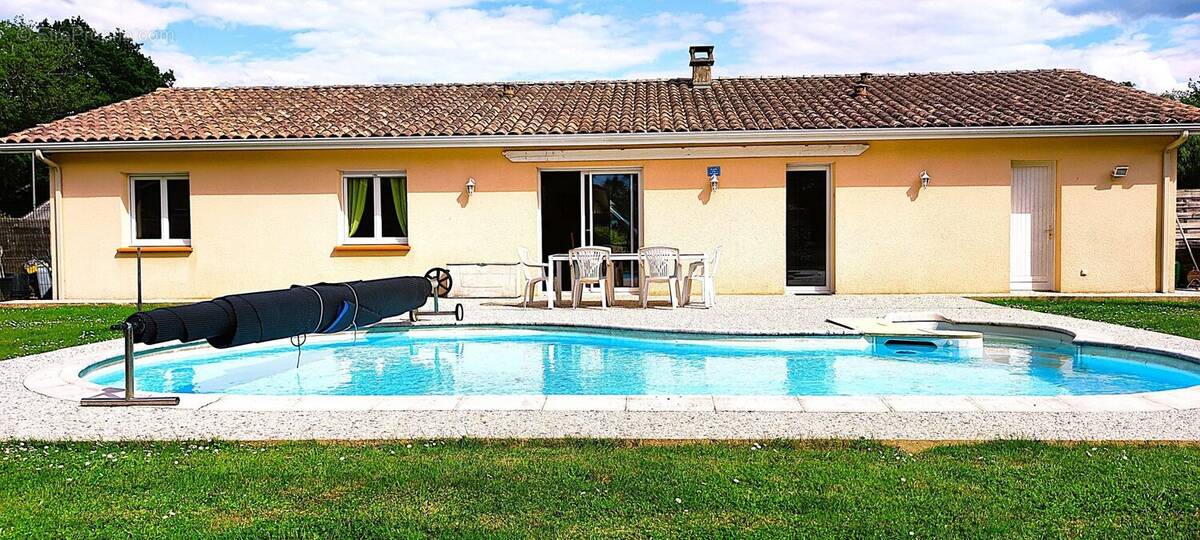 Maison à MIOS