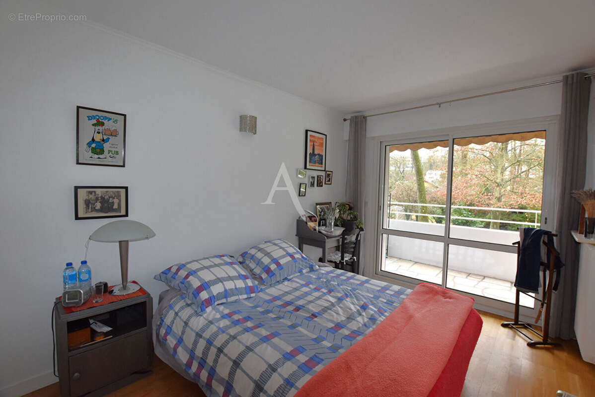 Appartement à COMBS-LA-VILLE