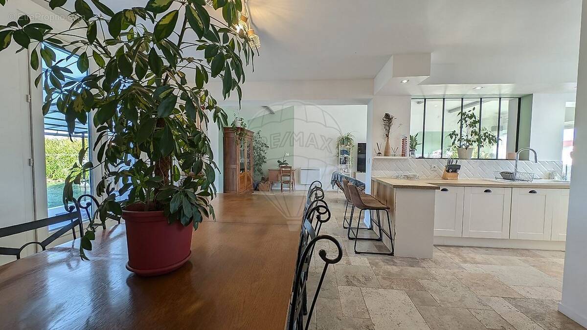 Maison à AIGREFEUILLE-D&#039;AUNIS