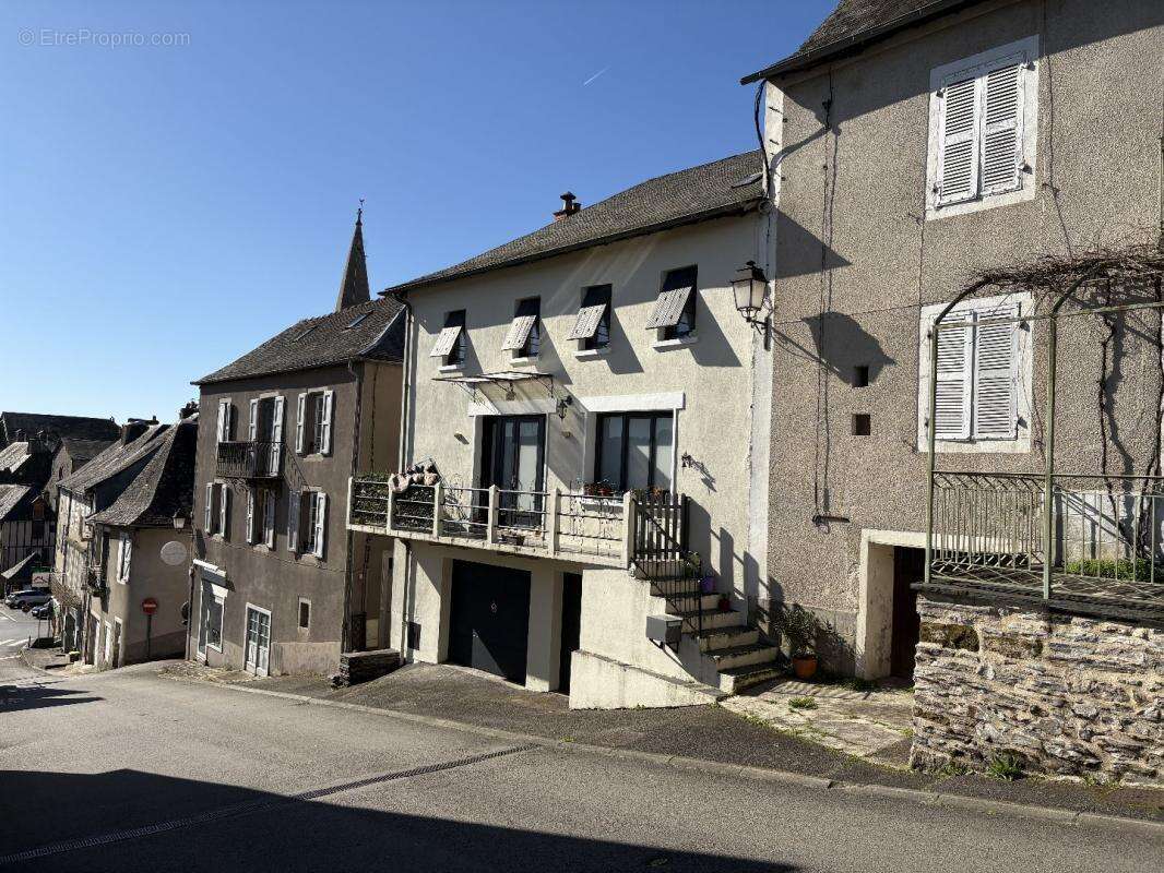 Maison à DONZENAC
