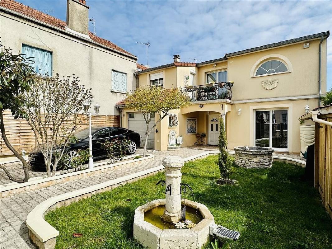 Maison à DRANCY