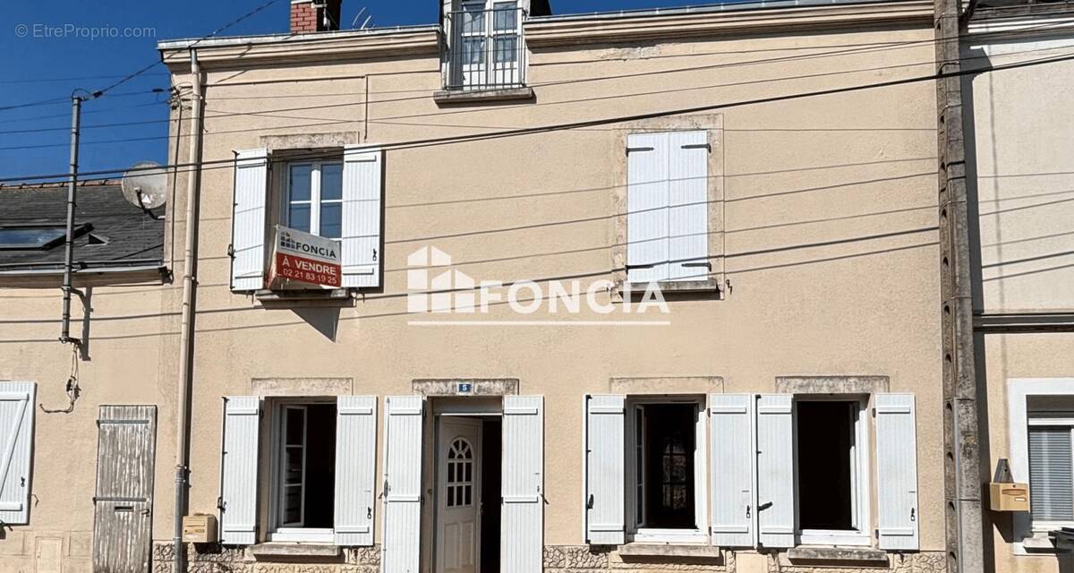 Maison à SABLE-SUR-SARTHE