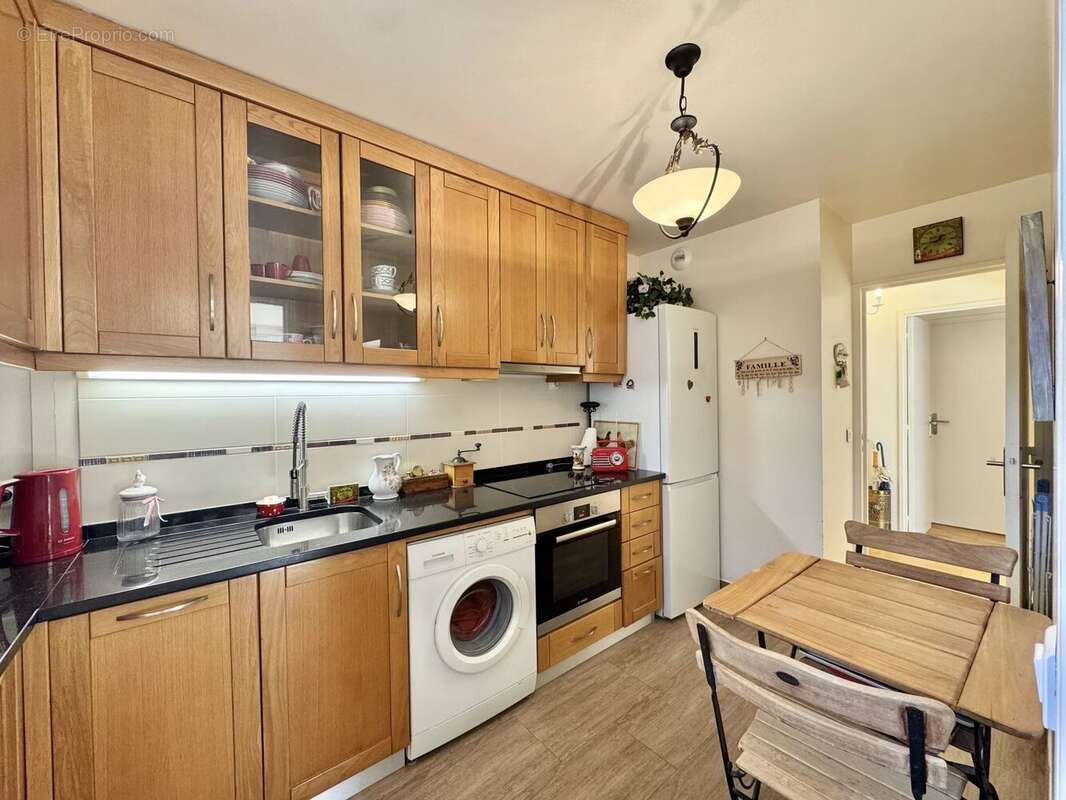 Appartement à VERRIERES-LE-BUISSON
